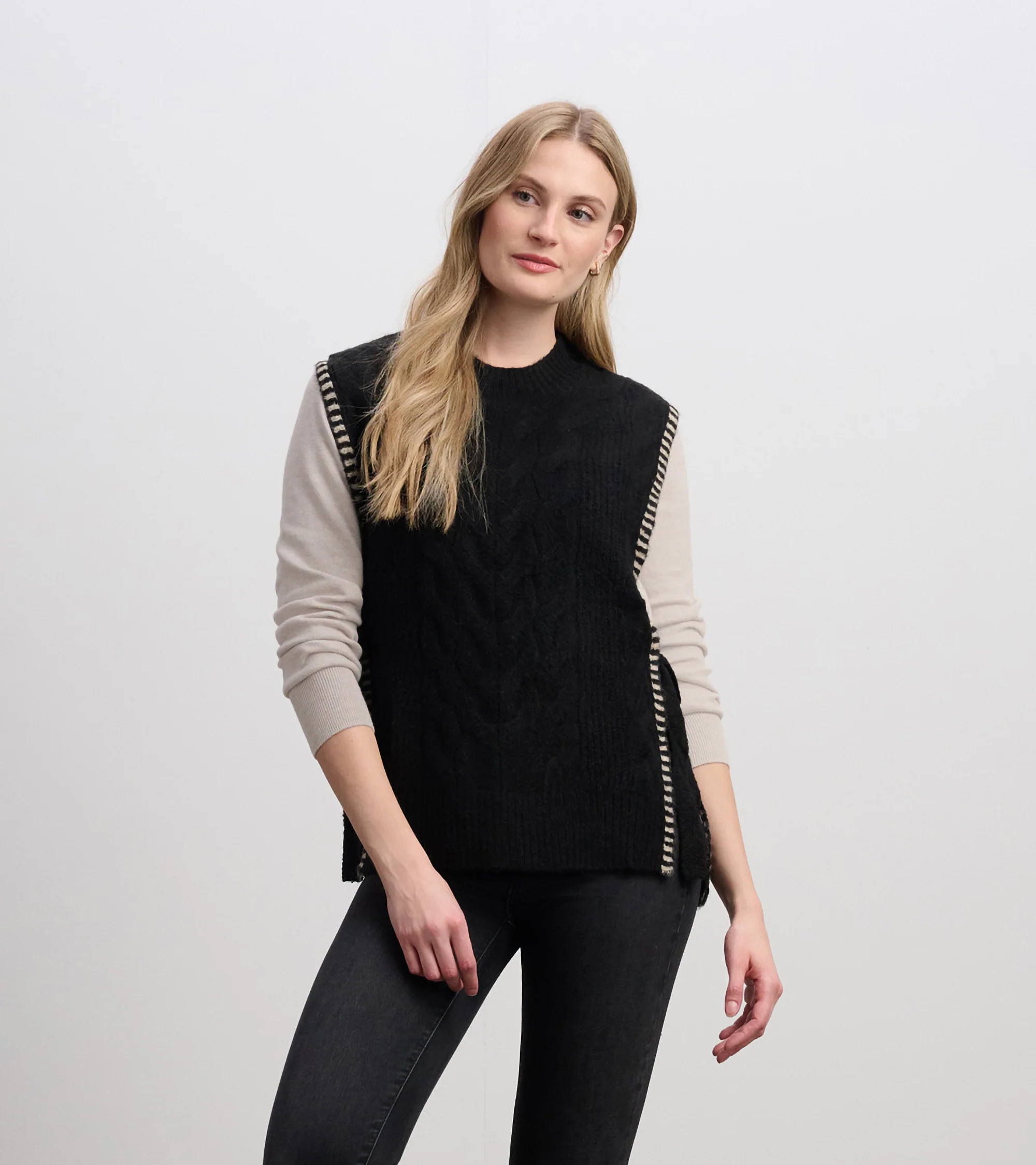 Side-Tie Sweater Vest - Black